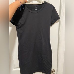 Aritizia size small black dress